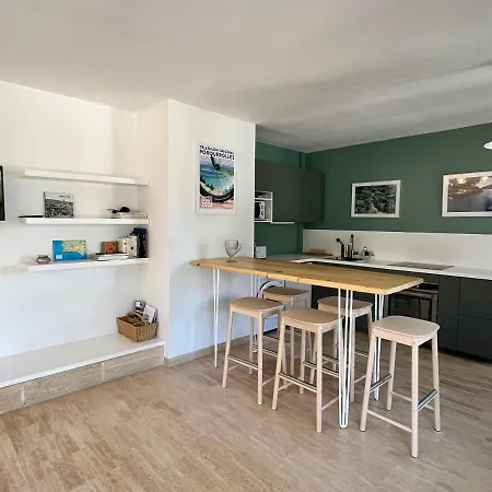 Apartament Cassiscentre-pour Famille-piscine - 4pers